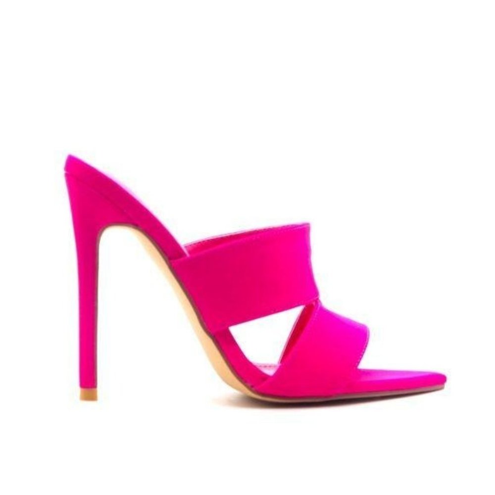 Pointy Toe Double Band Mules in Fuchsia